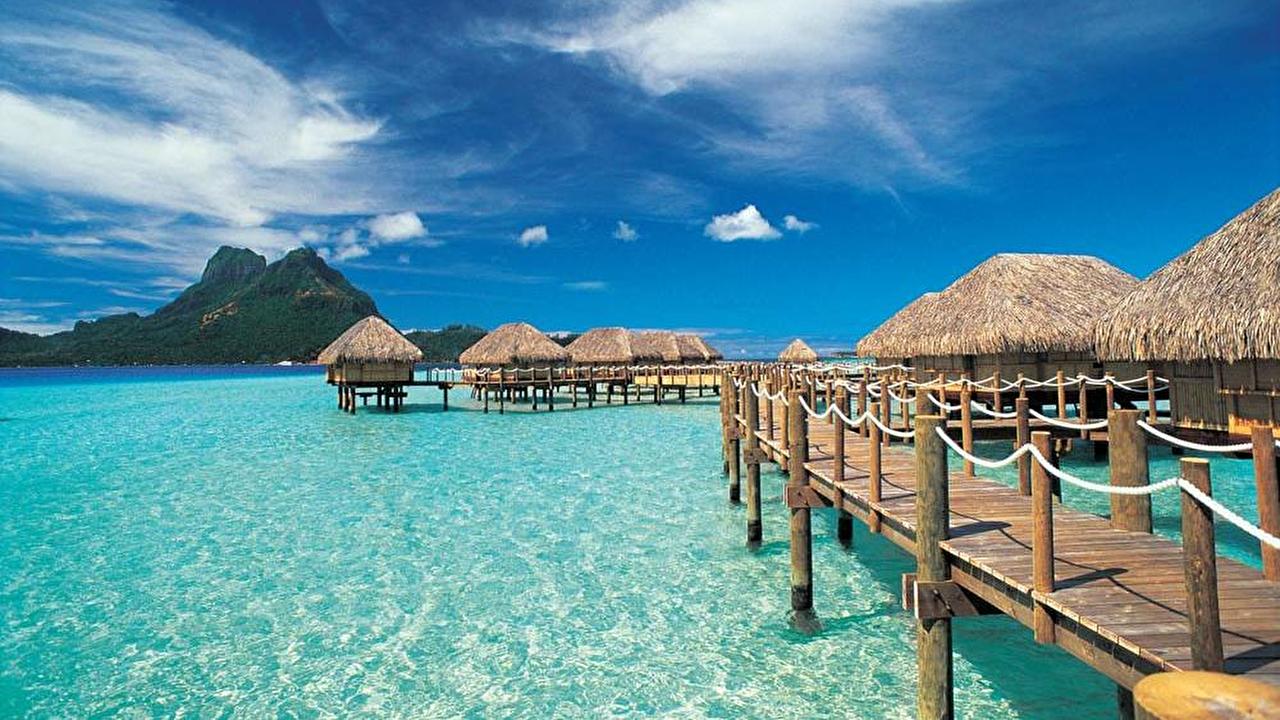 bobpbr_overwater_bungalows_1000x600_29546.jpg